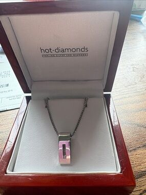 Hot Diamonds Stainless Steel Pendant Necklace